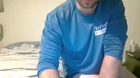 mrmeoggie online show from September 13, 5:21 am