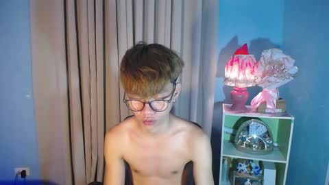 MARK  online show from December 25, 5:58 pm