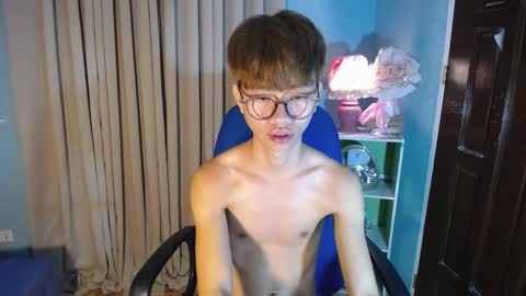 MARK  online show from December 7, 8:55 pm