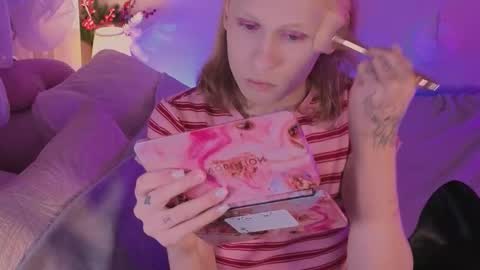 Barbie online show from December 21, 1:39 pm