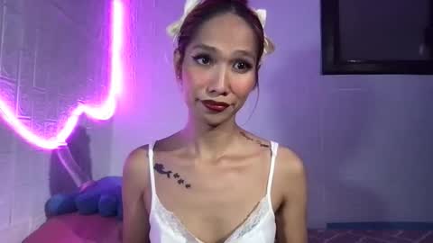 ms_maureenx69x online show from November 16, 8:55 pm