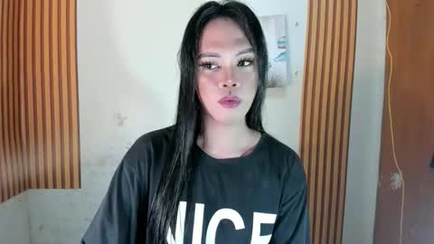 selena online show from November 1, 1:06 am