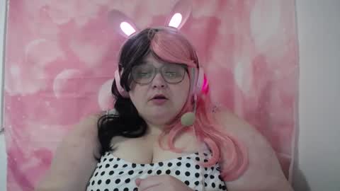 Snapshot of mscamirose15 chatting on October 2, 5:45 pm Ms. Cami Rose online show from October 2, 5:45 pm