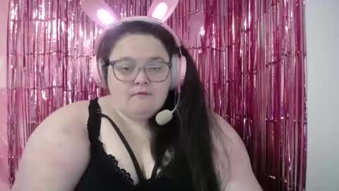 Snapshot of mscamirose15 chatting on October 10, 6:47 pm Ms. Cami Rose online show from October 10, 6:47 pm