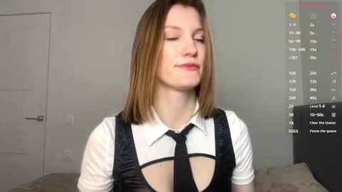 Sue online show from April 25, 8:49 am
