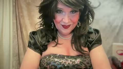 Snapshot of mskarentoy chatting on February 2, 3:43 am mskarentoy online show from February 2, 3:43 am