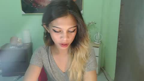 Snapshot of msmeygan chatting on February 17, 5:55 pm msmeygan online show from February 17, 5:55 pm