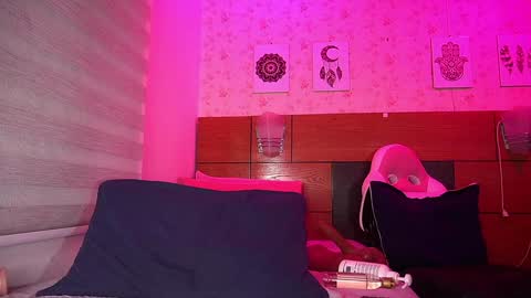 Snapshot of mssburbuja chatting on January 31, 6:13 am Manuela online show from January 31, 6:13 am