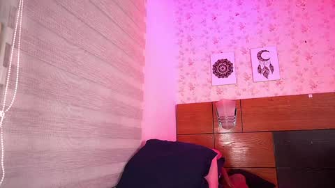 Snapshot of mssburbuja chatting on January 31, 9:16 am Manuela online show from January 31, 9:16 am