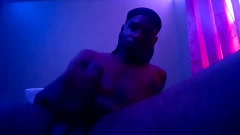 mt220 online show from December 6, 9:07 pm