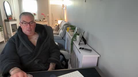 mtb1697 online show from October 24, 8:59 am