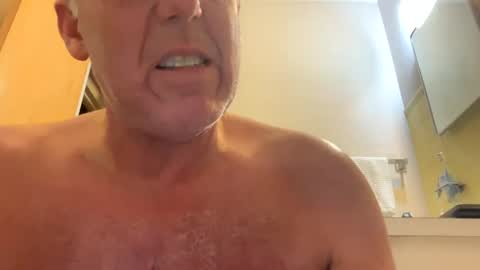 Snapshot of mtigerguy chatting on January 6, 2:36 pm Tiger online show from January 6, 2:36 pm