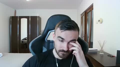 Victor online show from February 21, 2:20 pm