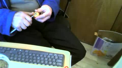 Snapshot of muller520 chatting on February 16, 5:37 am muller520 online show from February 16, 5:37 am