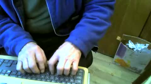 Snapshot of muller520 chatting on February 22, 8:07 am muller520 online show from February 22, 8:07 am