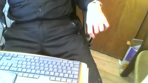 Snapshot of muller520 chatting on March 7, 2:45 pm muller520 online show from March 7, 2:45 pm