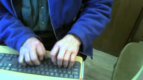 Snapshot of muller520 chatting on February 10, 5:09 pm muller520 online show from February 10, 5:09 pm