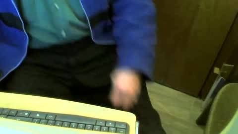 Snapshot of muller520 chatting on February 3, 4:10 pm muller520 online show from February 3, 4:10 pm