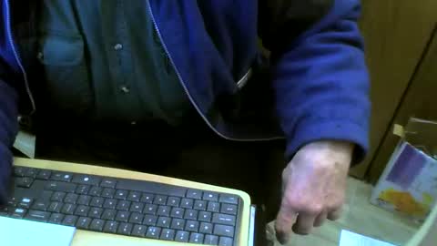 Snapshot of muller520 chatting on February 6, 6:46 pm muller520 online show from February 6, 6:46 pm