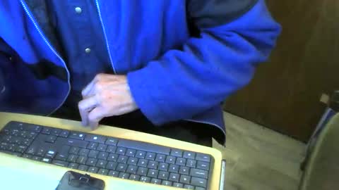 Snapshot of muller520 chatting on September 17, 5:05 pm muller520 online show from September 17, 5:05 pm