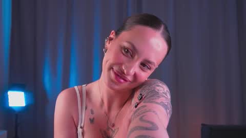 Kira online show from October 6, 7:37 am