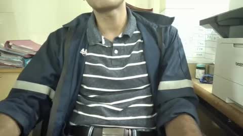 Snapshot of mumbaimonster8inch chatting on December 2, 6:35 am rajesh engineer online show from December 2, 6:35 am