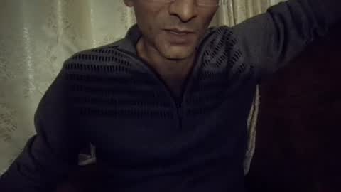 Snapshot of mumbaimonster8inch chatting on December 26, 3:31 pm rajesh engineer online show from December 26, 3:31 pm