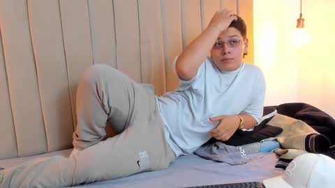 Munevar online show from March 11, 4:51 pm