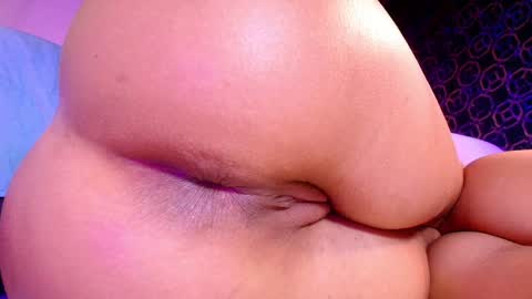 Snapshot of muriel_belovv chatting on February 8, 6:22 am Tell me Sofi online show from February 8, 6:22 am