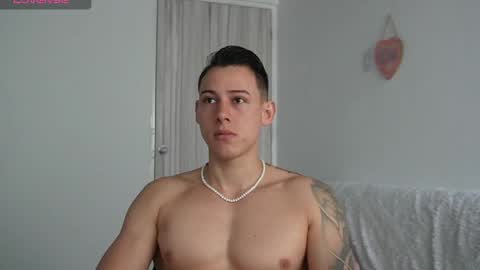 muscle_king_cum online show from May 25, 1:50 pm