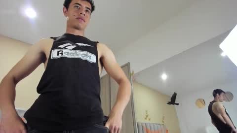 muscle scott online show from October 12, 12:53 pm