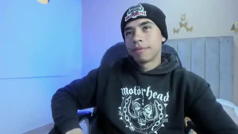 muscle scott online show from February 15, 2:49 pm