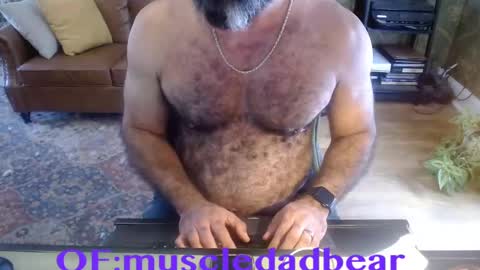 Snapshot of muscledadbear chatting on September 11, 4:41 pm Jordan El Din online show from September 11, 4:41 pm