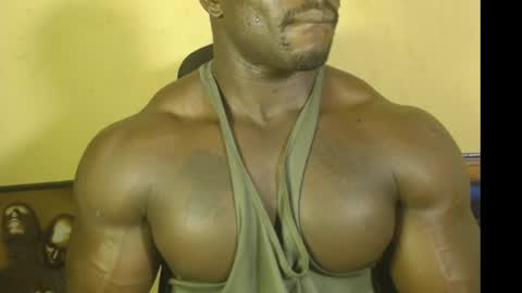 musclegod23 online show from March 5, 6:12 am