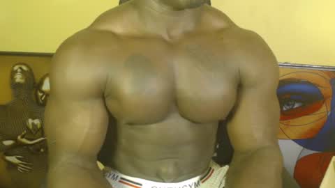 musclegod23 online show from March 6, 3:13 pm