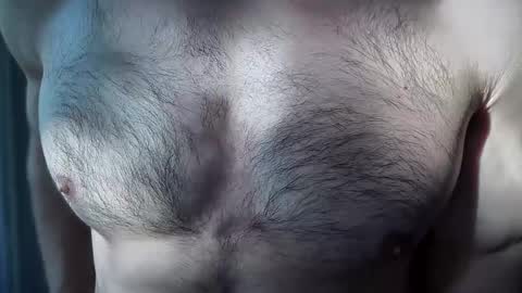 Snapshot of musclehair3 chatting on March 10, 8:39 am musclehair3 online show from March 10, 8:39 am