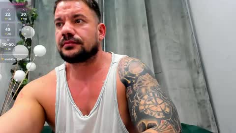 MuscleMonster31 online show from February 15, 5:09 am