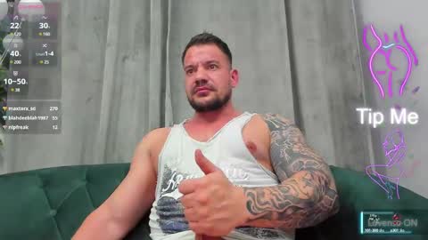 MuscleMonster31 online show from March 8, 11:48 am