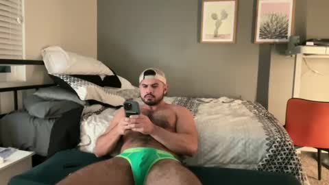 Muscle Otter Cum online show from December 18, 3:37 am
