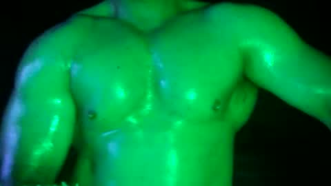 Hulk Muscles - NEW ACCOUNT online show from April 15, 9:59 pm