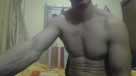 Snapshot of musculargod chatting on December 9, 10:30 pm SexyMuscled online show from December 9, 10:30 pm