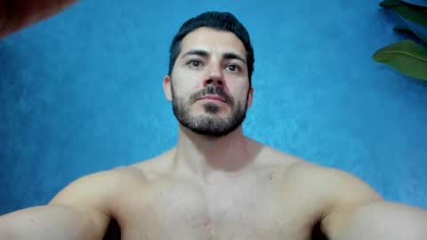 muscularmaster onlyfans online show from April 7, 4:42 pm