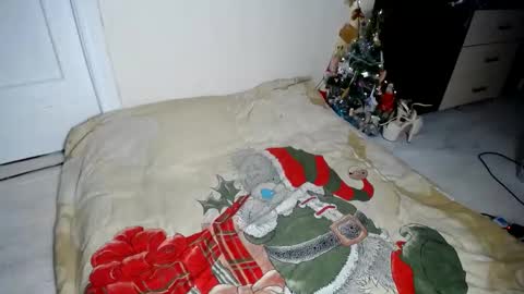 Muse Ali  online show from December 23, 5:43 pm