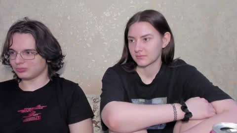 cute couple online show from March 12, 8:34 pm