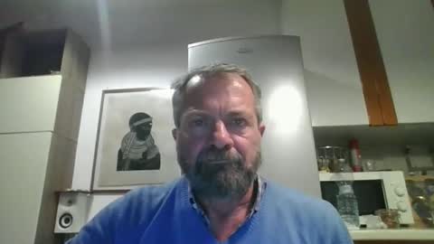 muzungu5 online show from December 17, 8:15 pm