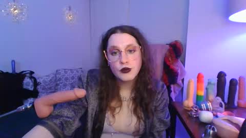 Mx Charlotte online show from April 6, 6:03 am