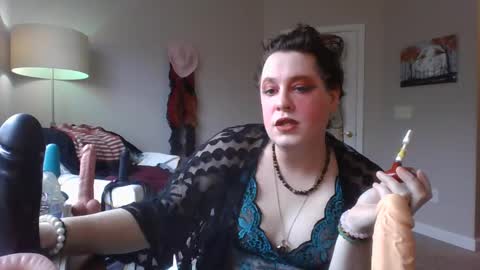 Mx Charlotte online show from December 13, 4:49 pm