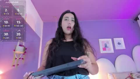 my_aleja_ online show from November 23, 1:31 pm