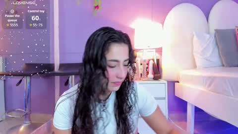 my_aleja_ online show from November 5, 3:36 pm