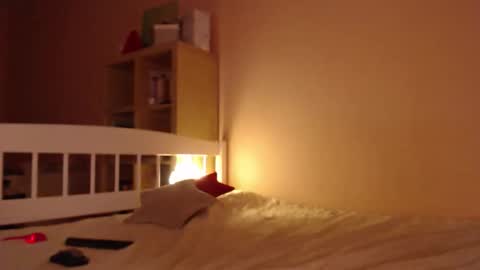 Hannah  welcome  online show from November 19, 1:10 pm